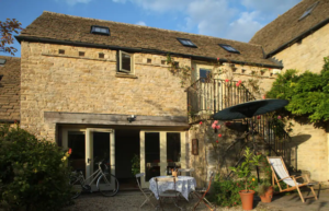 The Travellers' Retreat-Chadlington in the Cotswolds